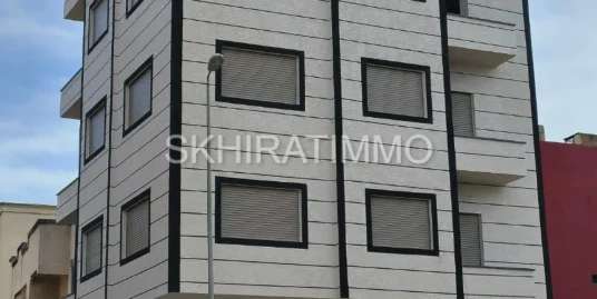 Maison R+3 commerciale à Skhirat